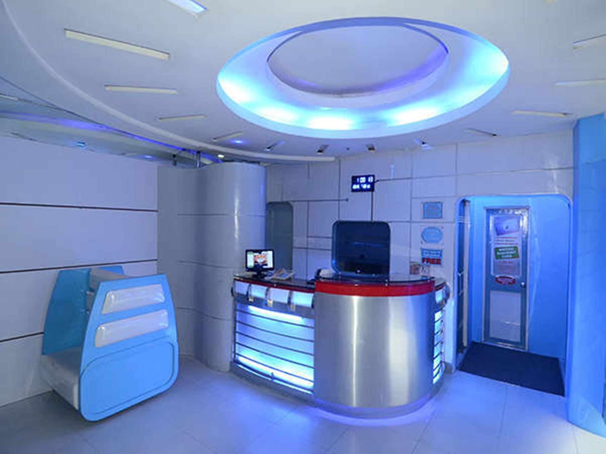 Astrotel Guadalupe Mandaluyong Esterno foto